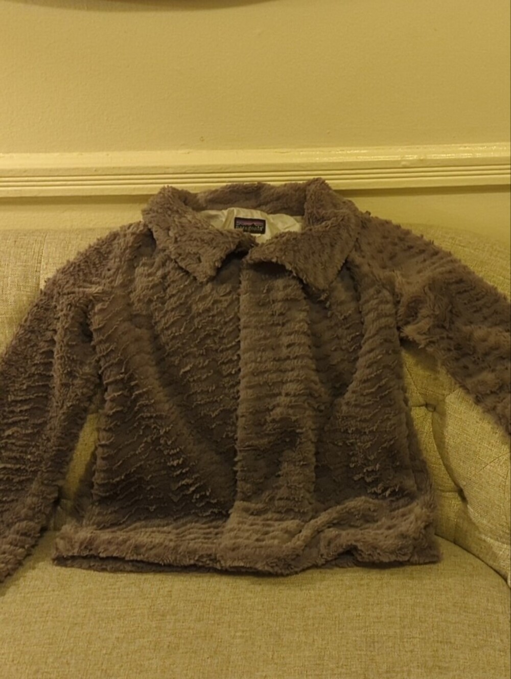 Patagonia Cozy Faux Fur Women's Jacket - Taupe (Missing One Snap)